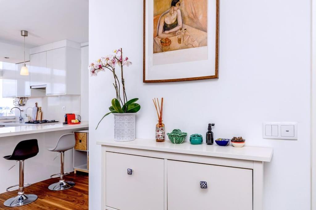 Cozy Bright Space With Landscape And Air Conditioner Lisbon Exterior photo